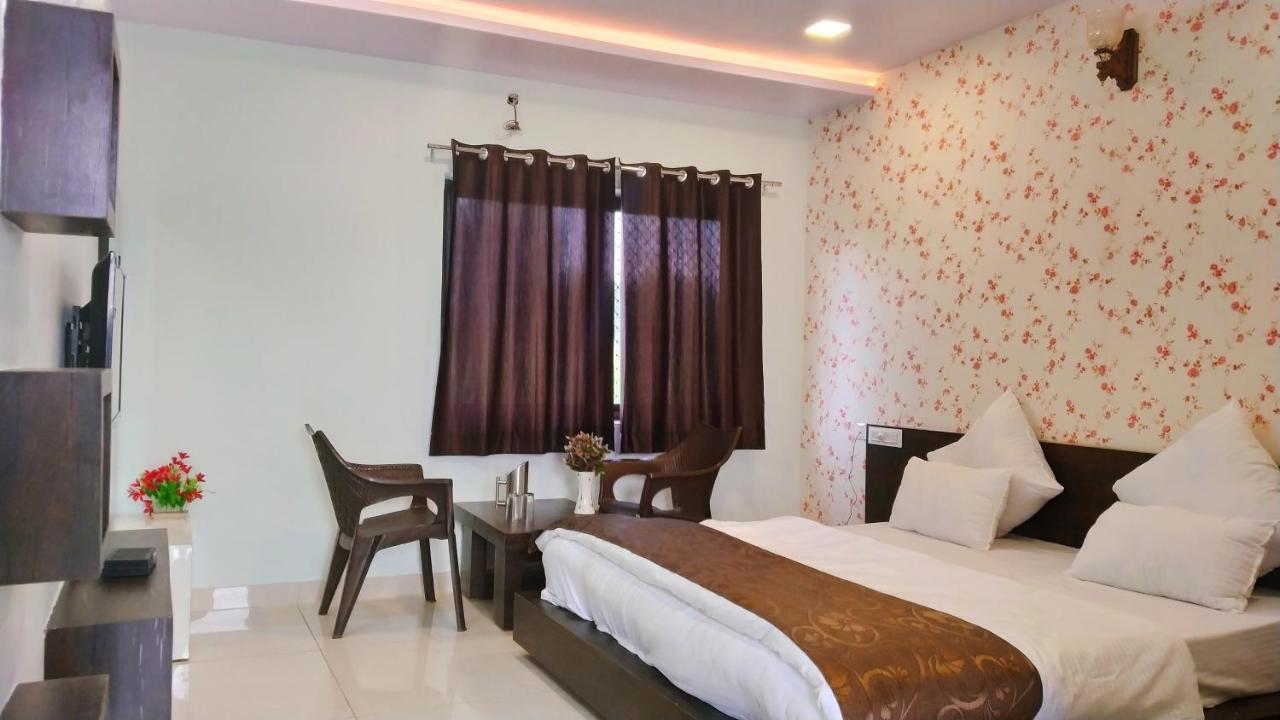 Aravalli Hill Resort Chittorgarh Exteriör bild