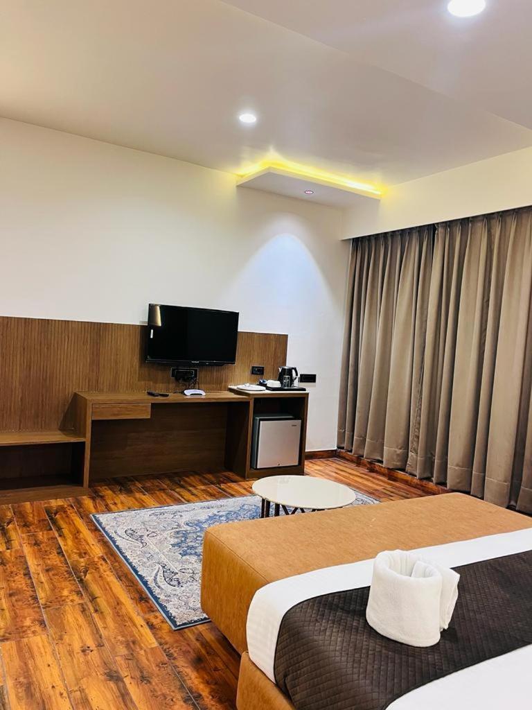 Aravalli Hill Resort Chittorgarh Exteriör bild